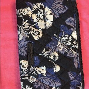 Vera Bradley RFID Tech Wristlet in Frosted Floral